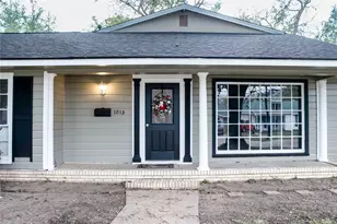 1013 Austin St, Jacksonville, TX 75766 - Photo 3