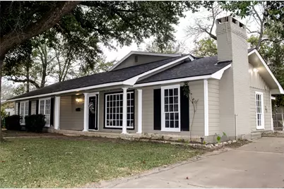1013 Austin St, Jacksonville, TX 75766 - Photo 1