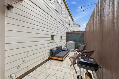 1923 Bailey Street, Houston, TX 77006 - Photo 19