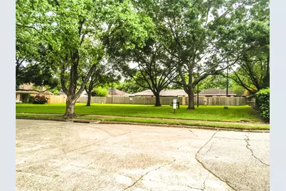 1538 Ainsdale Drive, Houston, TX 77077 - Photo 23