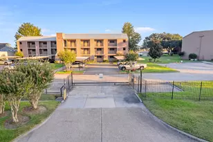 15575 Marina Dr, Conroe, TX 77356 - Photo 27