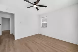 1407 Neptune Ln, Houston, TX 77062 - Photo 27