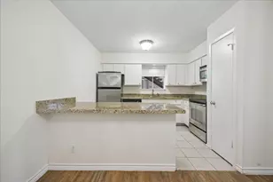 4040 San Felipe St, Houston, TX 77027 - Photo 7