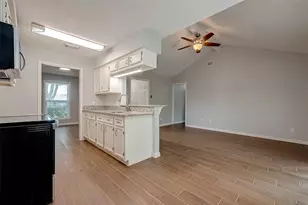 3327 Beasley Ave, Needville, TX 77461 - Photo 27
