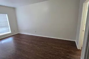 4321 Stassen St, Houston, TX 77051 - Photo 7