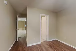 4906 Black Rock St, Baytown, TX 77521 - Photo 11