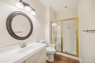 1810 Rippling Water Ct, Sugar Land, TX 77479 - Photo 21