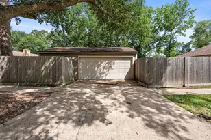14923 Forest Lodge Ct, Houston, TX 77070 - Photo 27
