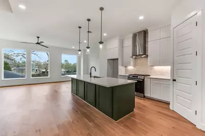 806 Fisher Street #F, Houston, TX 77018 - Photo 3