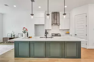 806 Fisher St, Houston, TX 77018 - Photo 3