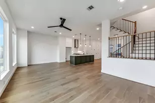 806 Fisher St, Houston, TX 77018 - Photo 9