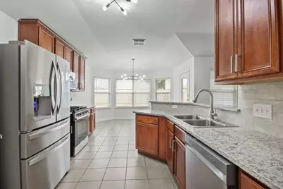 9410 Lakeway View Lane, Humble, TX 77396 - Photo 13