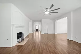 9410 Lakeway View Ln, Humble, TX 77396 - Photo 15