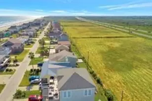 12908 John Reynolds Rd, Galveston, TX 77554 - Photo 47