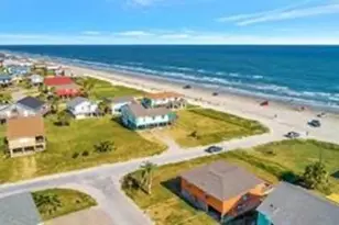 12908 John Reynolds Rd, Galveston, TX 77554 - Photo 45