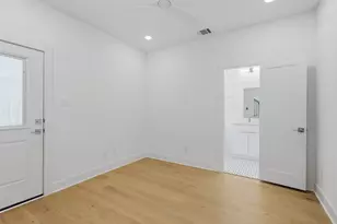 904 Kern St, Houston, TX 77009 - Photo 11
