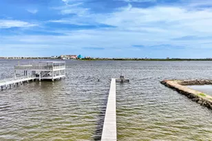 8111 Broadway St, Galveston, TX 77554 - Photo 7