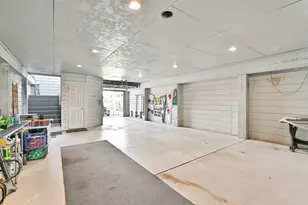 8111 Broadway St, Galveston, TX 77554 - Photo 45