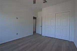 9427 Coffee St, Houston, TX 77033 - Photo 17