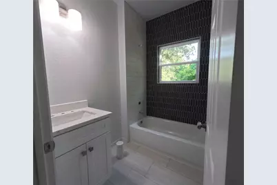 9427 Coffee Street, Houston, TX 77033 - Photo 13