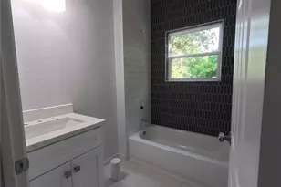 9427 Coffee St, Houston, TX 77033 - Photo 13