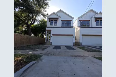 9427 Coffee Street, Houston, TX 77033 - Photo 1
