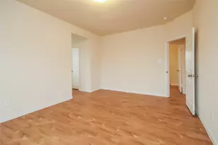 12642 Sai Baba Dr, Houston, TX 77038 - Photo 11