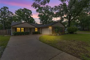 5302 Manor Oaks Dr, Houston, TX 77339 - Photo 1