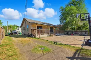 2017 Sadler St, Houston, TX 77093 - Photo 3