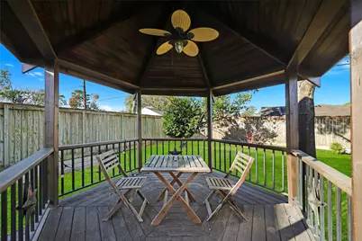 1422 Gardenia Drive, Houston, TX 77018 - Photo 23