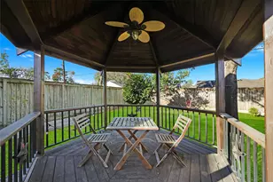 1422 Gardenia Dr, Houston, TX 77018 - Photo 23