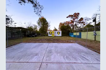 5123 E Crosstimbers Street, Houston, TX 77016 - Photo 1