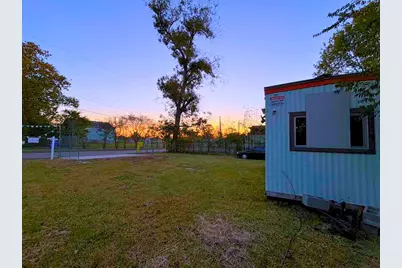 5123 E Crosstimbers Street, Houston, TX 77016 - Photo 1