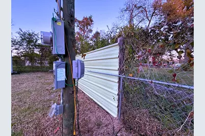 5123 E Crosstimbers Street, Houston, TX 77016 - Photo 9