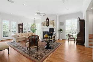 285 Sugar Berry Cir, Houston, TX 77024 - Photo 5