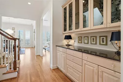 285 Sugarberry Circle, Houston, TX 77024 - Photo 7