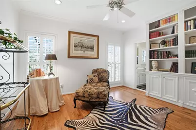 285 Sugarberry Circle, Houston, TX 77024 - Photo 23