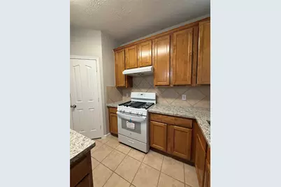 5726 Rocky Trail Drive, Houston, TX 77339 - Photo 5