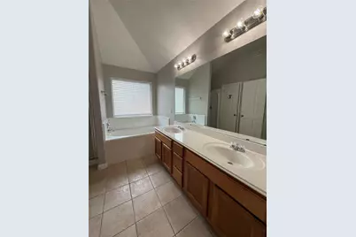 5726 Rocky Trail Drive, Houston, TX 77339 - Photo 9