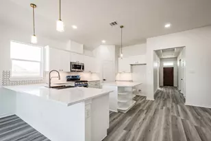 10411 Woodhill Spa Ln, Cleveland, TX 77327 - Photo 5