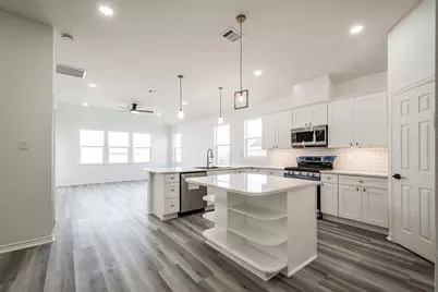 10411 Woodhill Spa Lane, Cleveland, TX 77327 - Photo 3