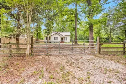 264 Buck Owens Road, Livingston, TX 77351 - Photo 1