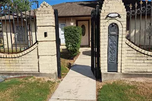 3720 Gano Street St, Houston, TX 77009 - Photo 3