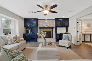 14118 Overbrook Ln, Houston, TX 77077 - Photo 9