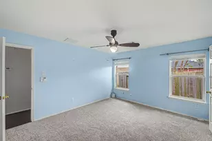 19510 Tahoka Springs Dr, Katy, TX 77449 - Photo 17