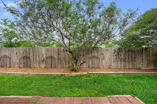 19510 Tahoka Springs Dr, Katy, TX 77449 - Photo 23