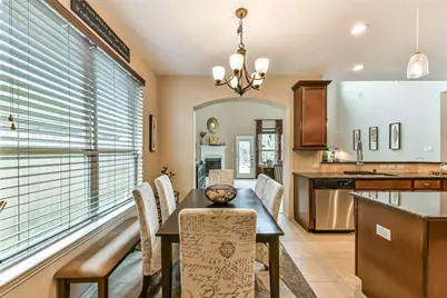 608 Chesterfield Lane, League City, TX 77573 - Photo 9