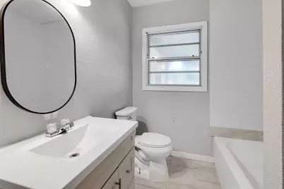 1008 Largo Street, Baytown, TX 77520 - Photo 11