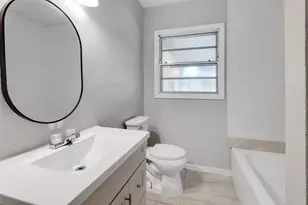 1008 Largo St, Baytown, TX 77520 - Photo 11