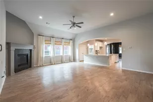 1851 Belle Pl, Alvin, TX 77511 - Photo 7
